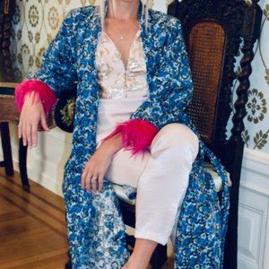 VALT Runway Robe